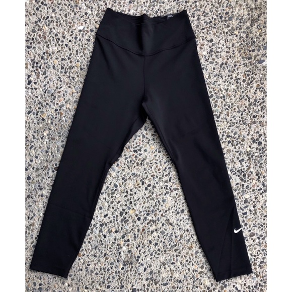 The Nike One Tights - Picture 4 of 7